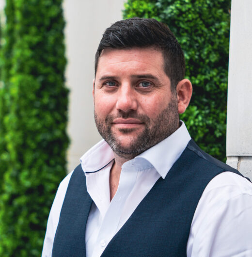 Andrew Currie - Found of Achuman